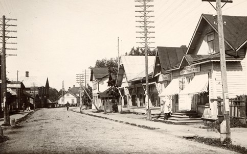 Кооп.магазин на Виертотие. до 1921г..jpg