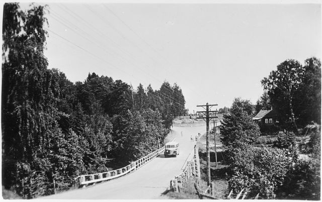 Ваммельсуу мост. вид к Терийокам 1930е (с автобусом)..jpg