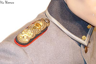 Uniformfinnishm22epaulets.jpg