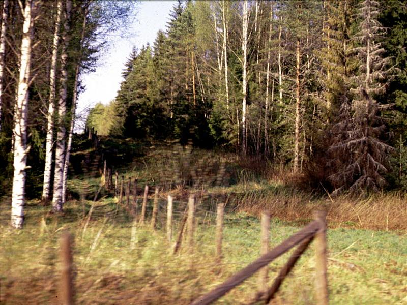Вайниккала-Лоуко граница из окна поезда 1992-.jpg