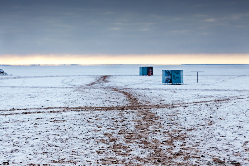 snowy_crossroads