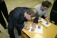 excib050409-06.jpg