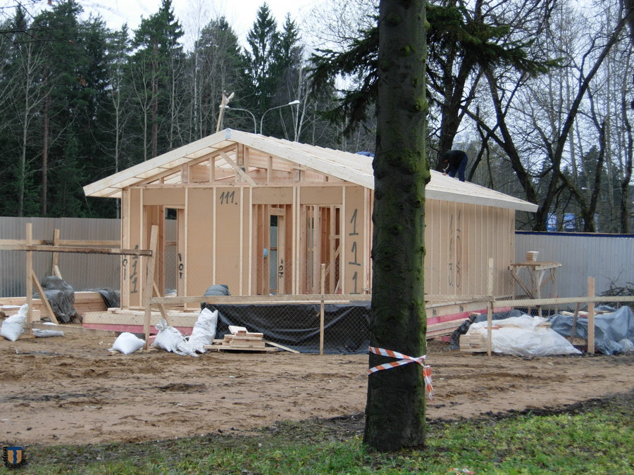 dv_Репино_Стройка на месте бывшего здания ДСП_1.JPG