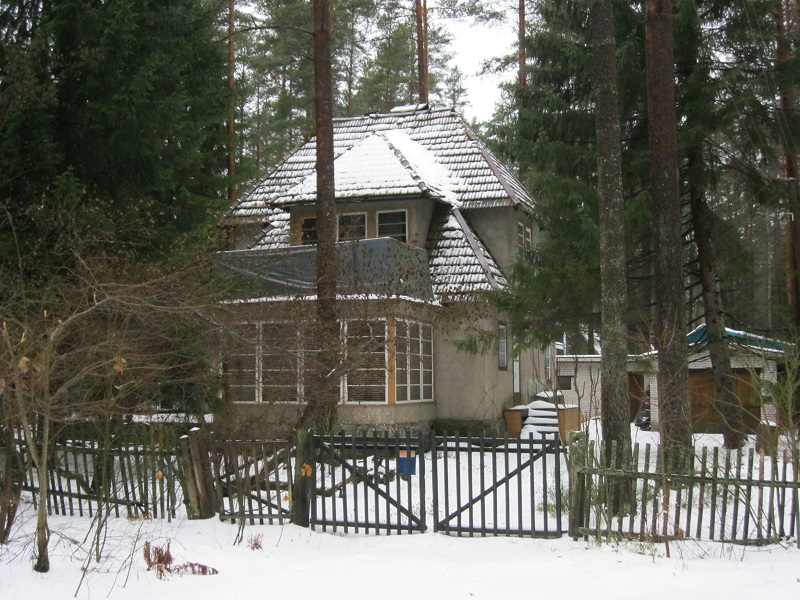 А это пропущенный на ул Цветочной №50