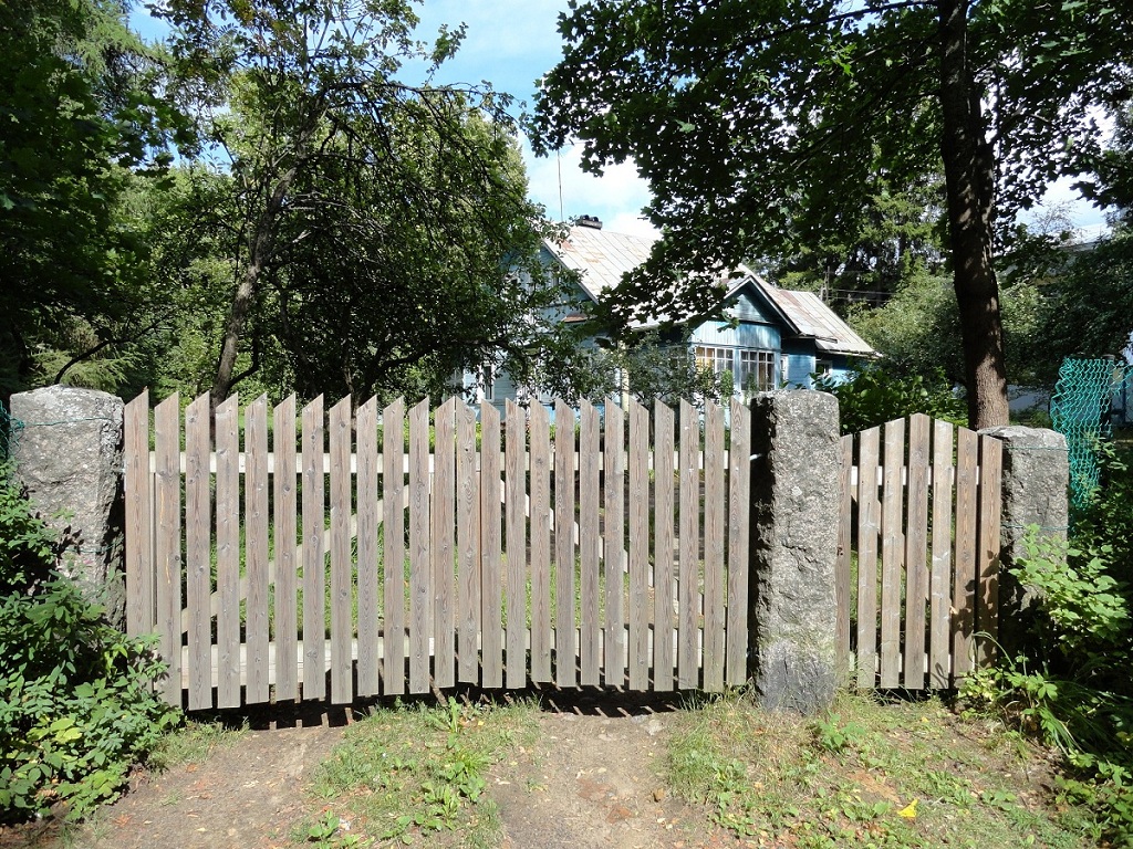 уч.12-30 Флейшман. дом и ограда (совр.Исполкомская 1) DSC07401.JPG