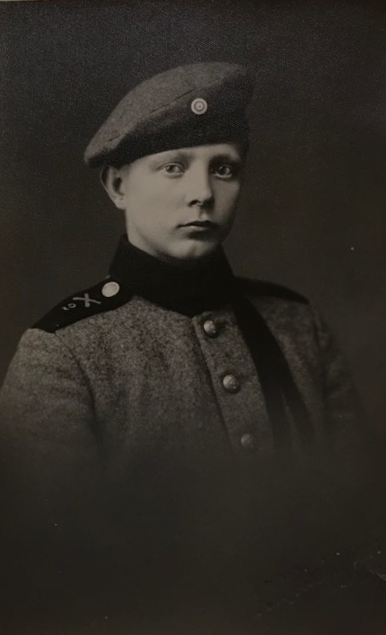 Arvo Uuno Karjalainen.jpg