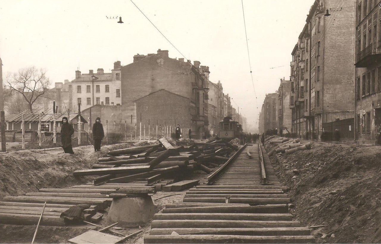 место столярных мастерских Федорова Широкая ул.6 (застроено, совр.Ленина 20) ок.1950г.jpg