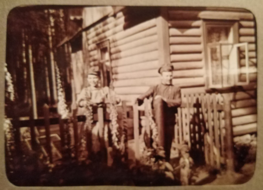 1.4 н Справа Сергей Чагин - копия.jpg