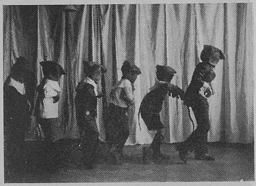 Марго Эндер д-сад в Выборге 1936-.jpg