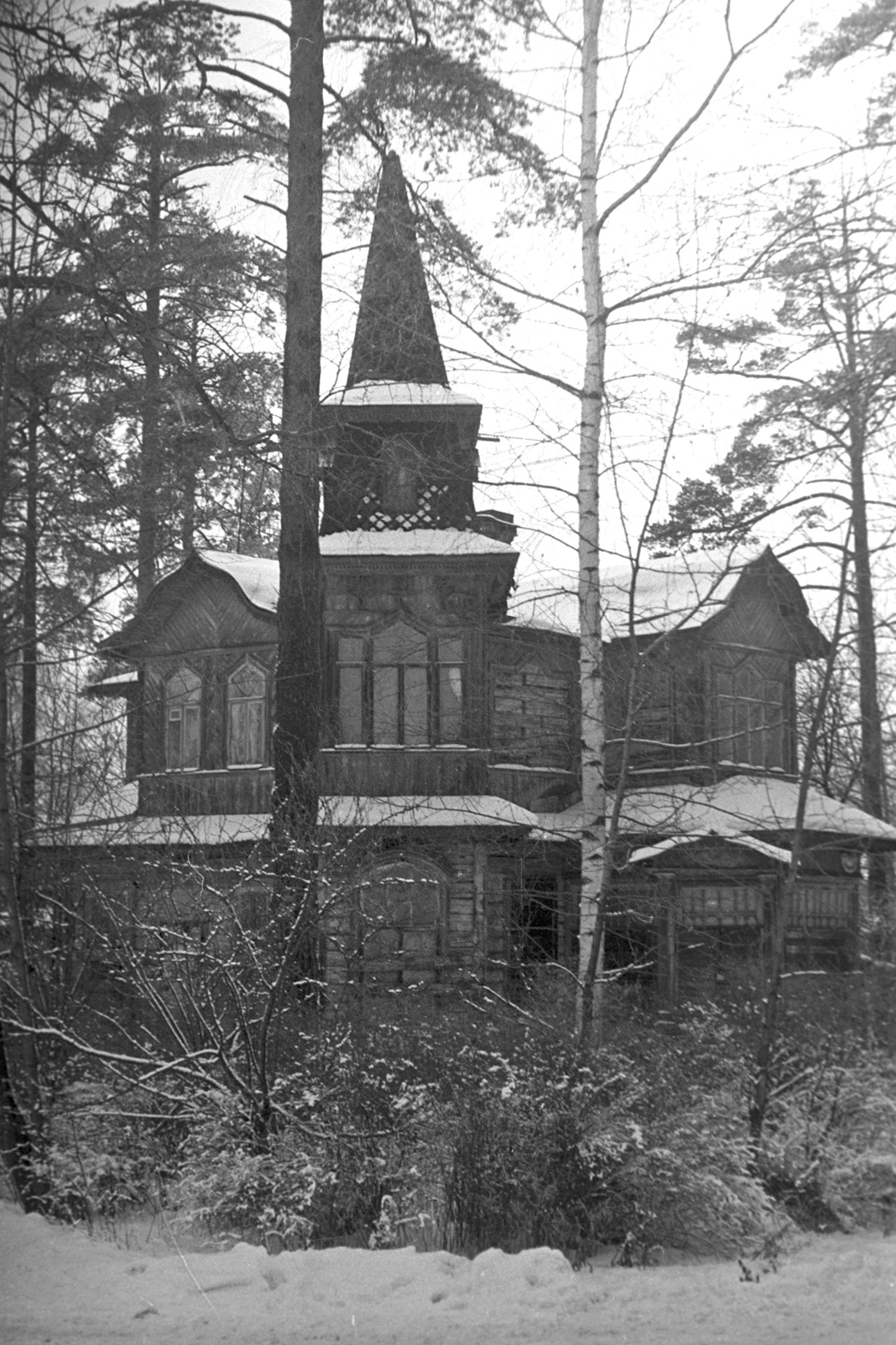 02. Холмистая ул.,  1988 г..jpg