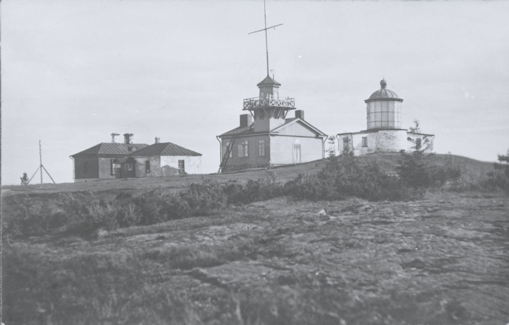 маяк северный 1931-.jpg