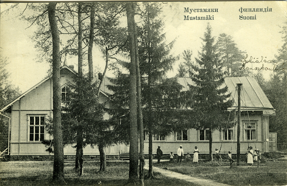 Сюкияля школа 1910е.jpg