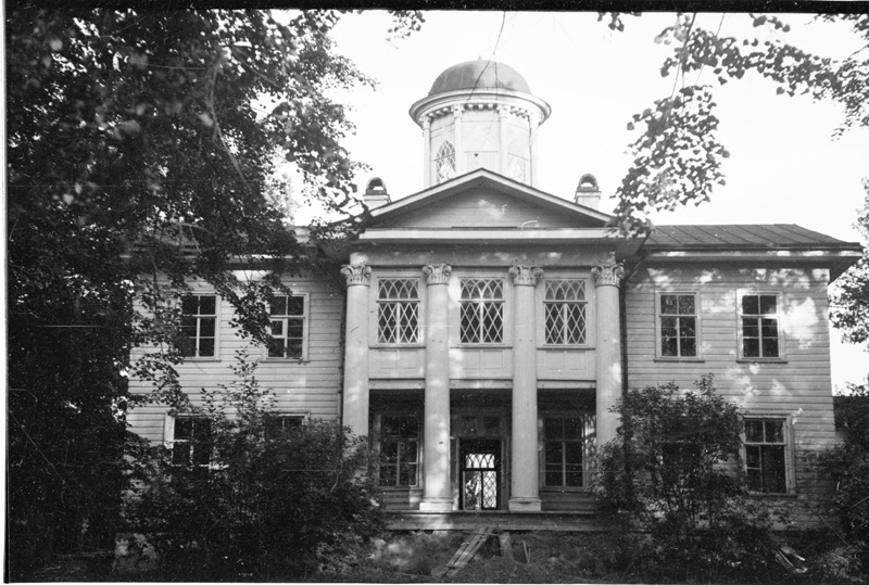 Куусанхови 1937г. парковый фасад.jpg