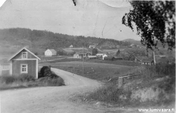 Лумиваара Кумола 1942г. начальная школа .jpg