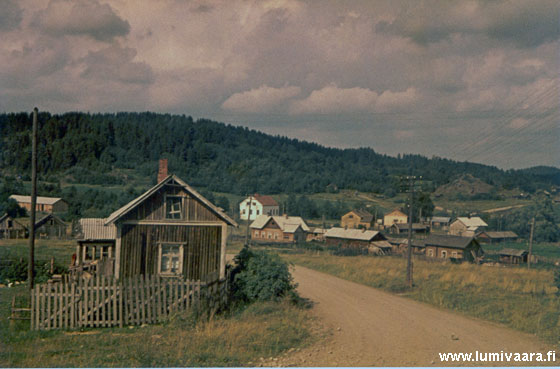 Лумиваара Кумола 1966г. начальная школа.jpg