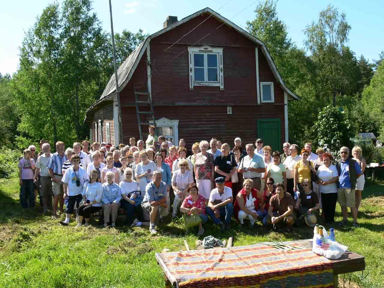 семья Пааволайнен Вуотта дом сохранился.jpg