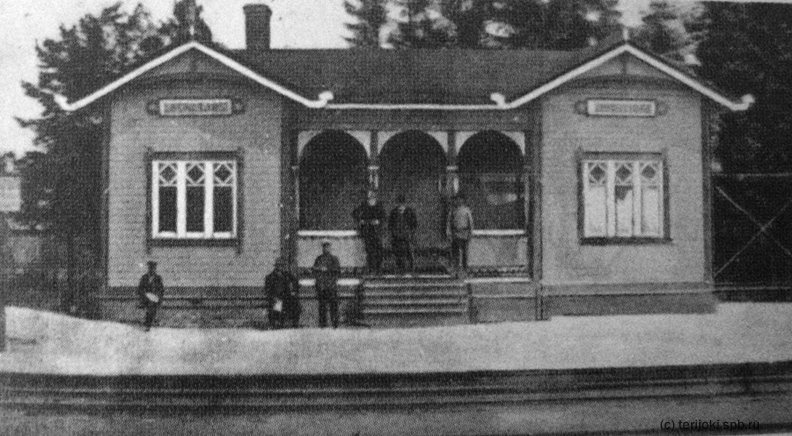 Первый вокзал Лоунатъйоки, 1910 г. Фото из коллекции Матти Этясало Lounatjoki_1910.jpg