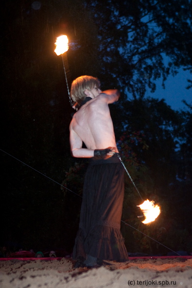 liveflames2009-77 - liveflames2009-77.jpg liveflames2009-77.jpg