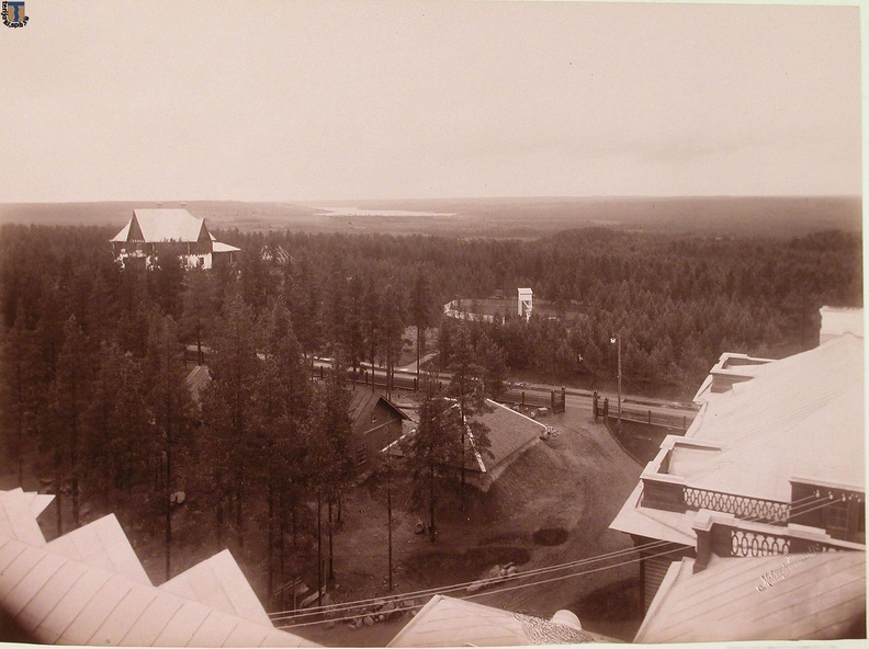 Вид здания и территории метеорологической станции. 1900-е гг. 19. Вид здания и территории метеорологической станции.jpg