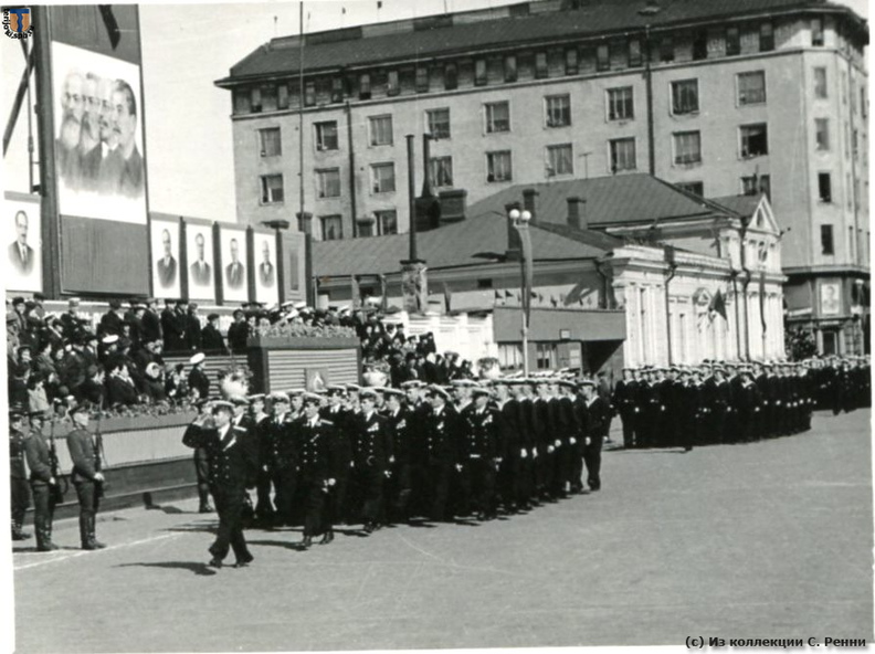 Первомайский парад в Выборге, 1955 г.
(с) Из коллекции С. Ренни sr_Vyborg_1955-01.jpg