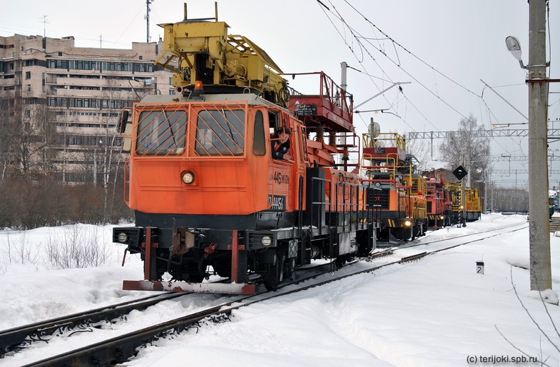 Ремонт контактной сети на станции Сестрорецк. Фото: Е. Нифашев, 29.02.2012 г. EN_Sestrorezk_2012-02-29_4.jpg