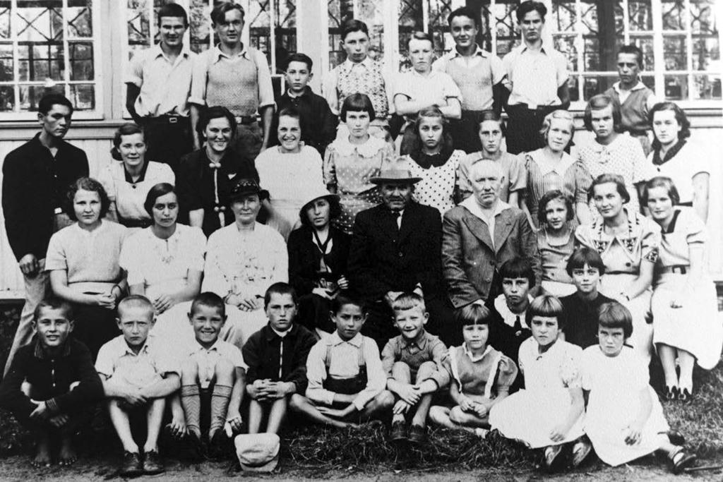 татарские ученики Терийоки 1936.jpg