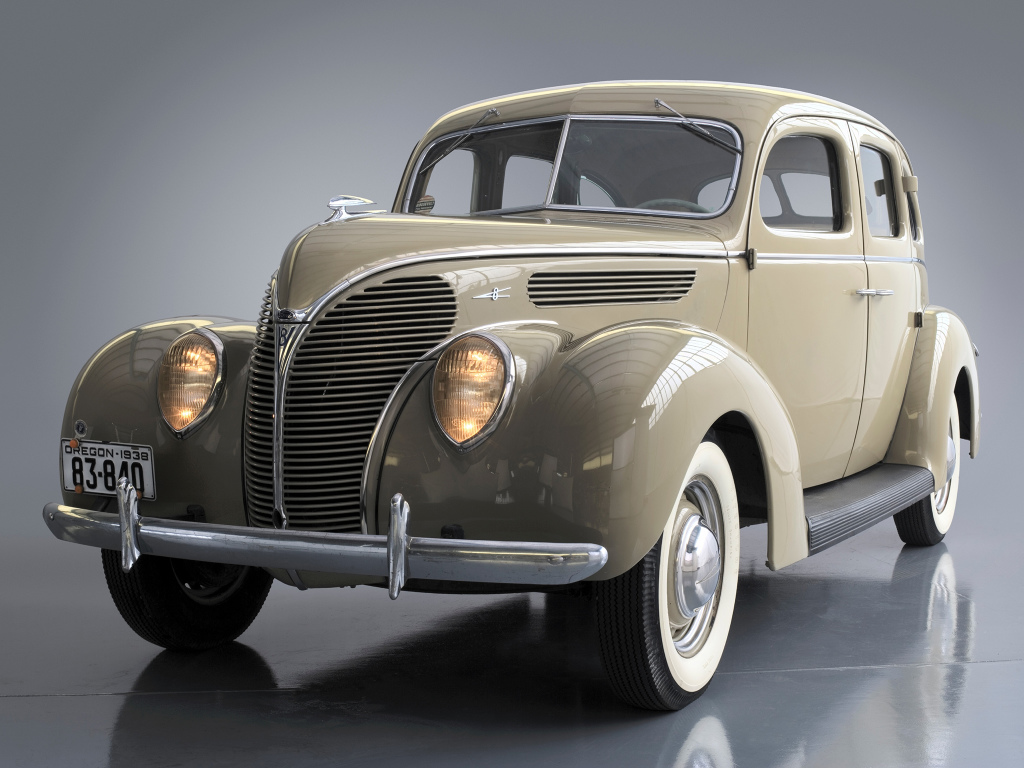 форд 1938 седан (делюкс фордор).jpg