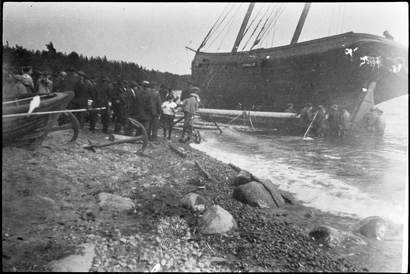 Юккола спуск на воду судна 1912 - копия.jpg