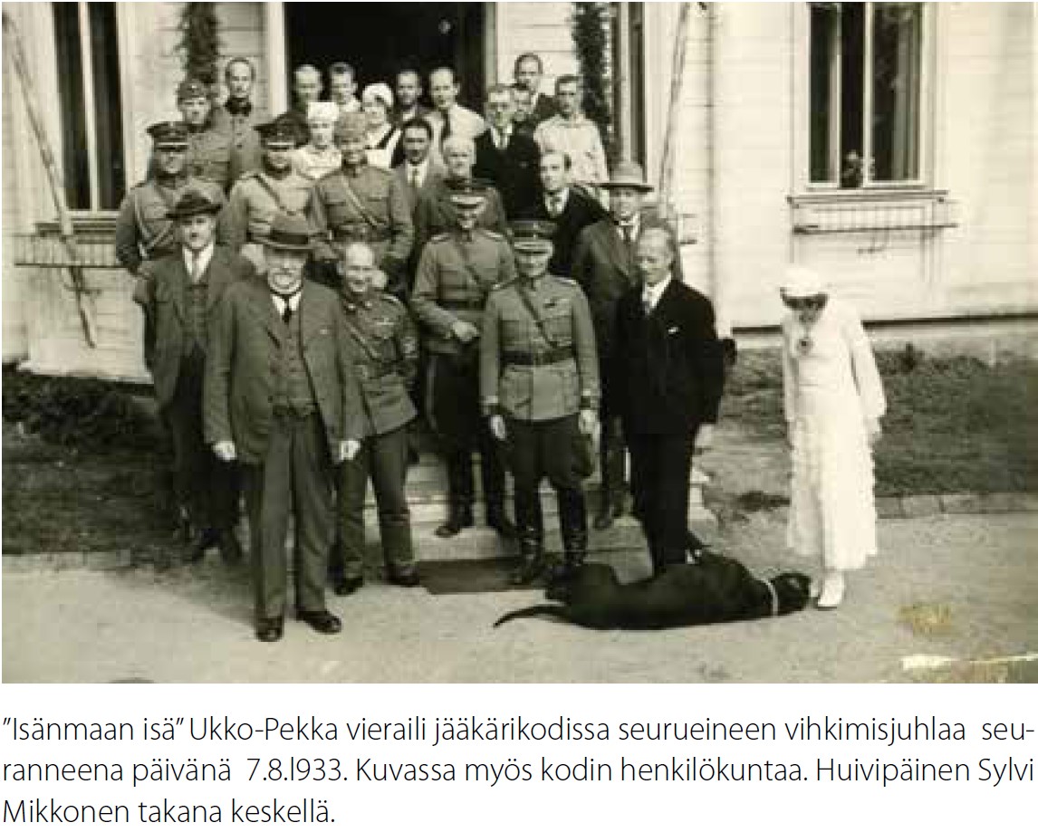 Прехидент Свинхувуд на открытии Дома Егеря в 1933 году..jpg