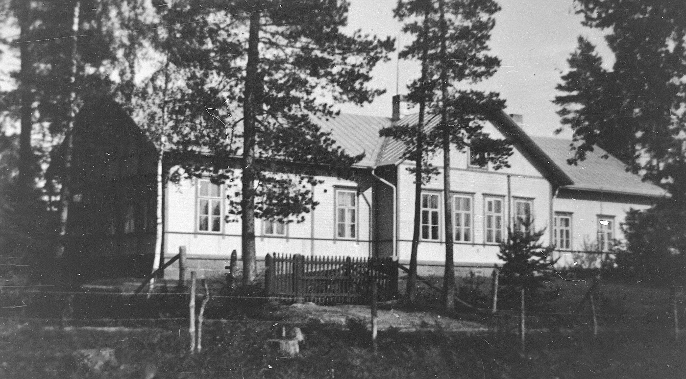 Кирстиняля школа 1930е..jpg