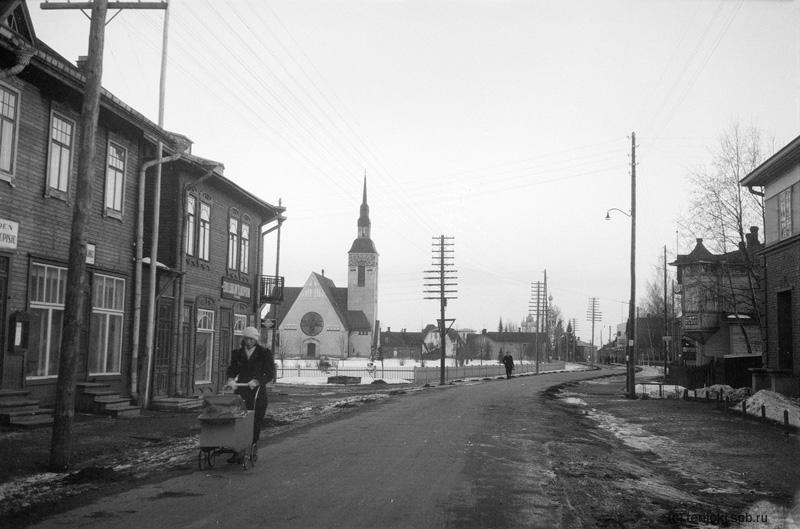 1930е 4 дома Салмелы нов. и старый.jpg