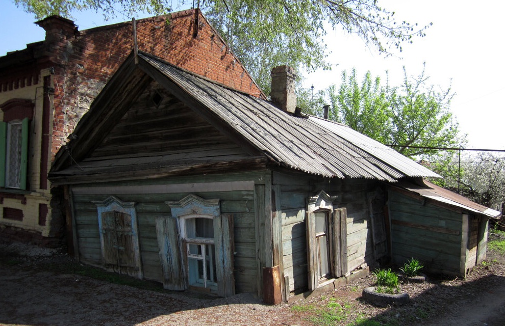 Саратов Смурский пер. домик по соседству..jpg