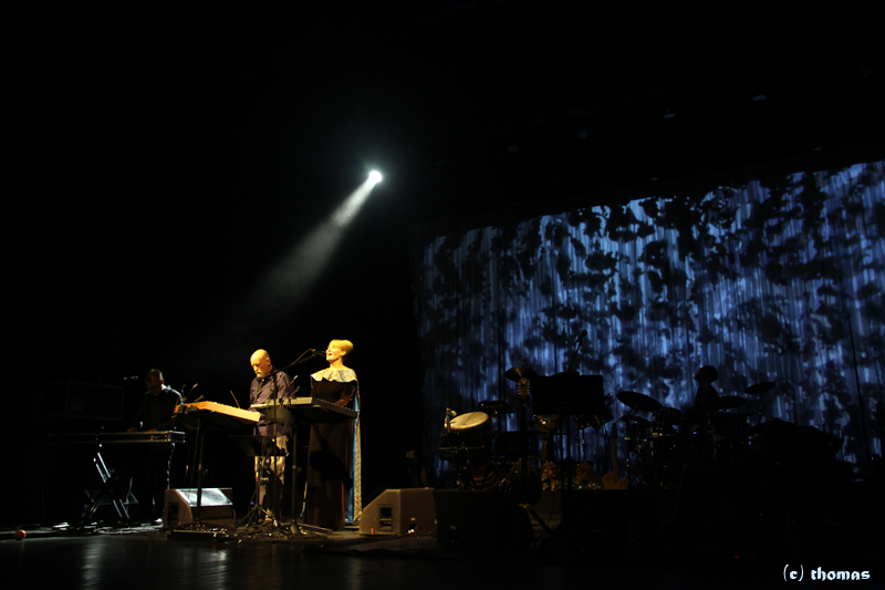 deadcandance-2012-08.jpg