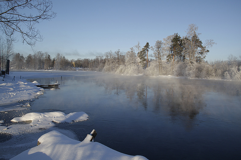 18.01.2013. Крещенский мороз в Приозерске. Фото Г. Гуринского